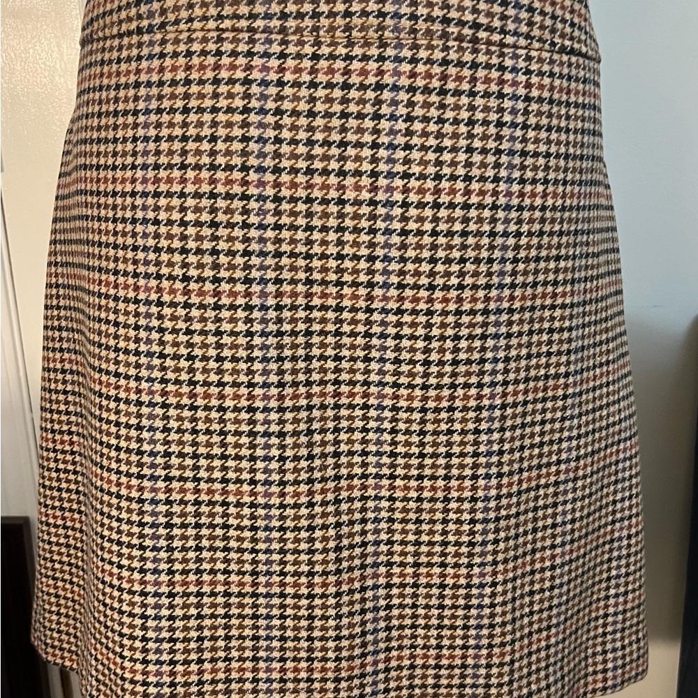 J. Crew Black and Brown Houndstooth A-Line Skirt - Picture 2 of 5